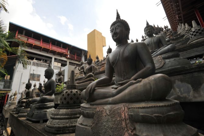 temple-statue-buddhist-sri-lanka-london-freelance-photographer-richard-isaac-3200